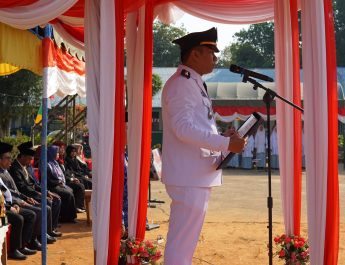 KECAMATAN SUNGAI RAYA GELAR UPACARA HUT KE-81 KEMERDEKAAN RI DI PONDOK PESANTREN IBNU MAS’UD PUTRI